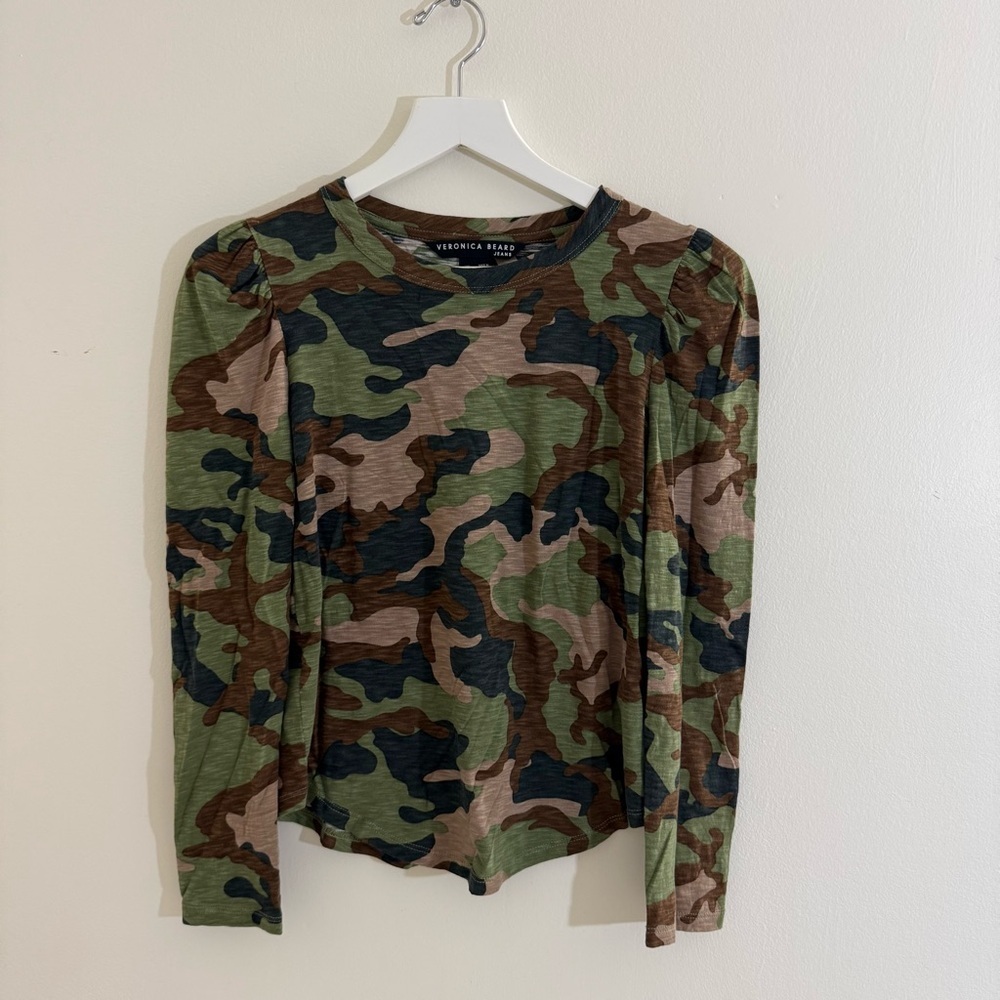 Veronica Beard Size X-S Porter Camouflage
 Top